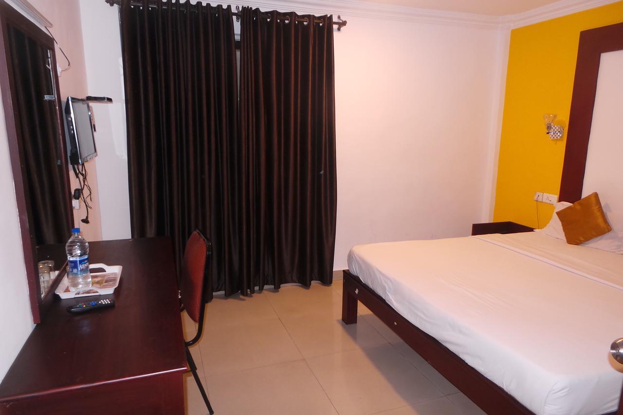 Hotel Wayanad Regency Kedavūr Dış mekan fotoğraf